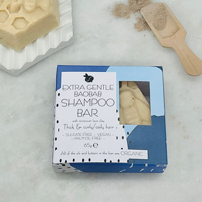 Extra gentle baobab shampoo bar for curly hair - Bean and Bee