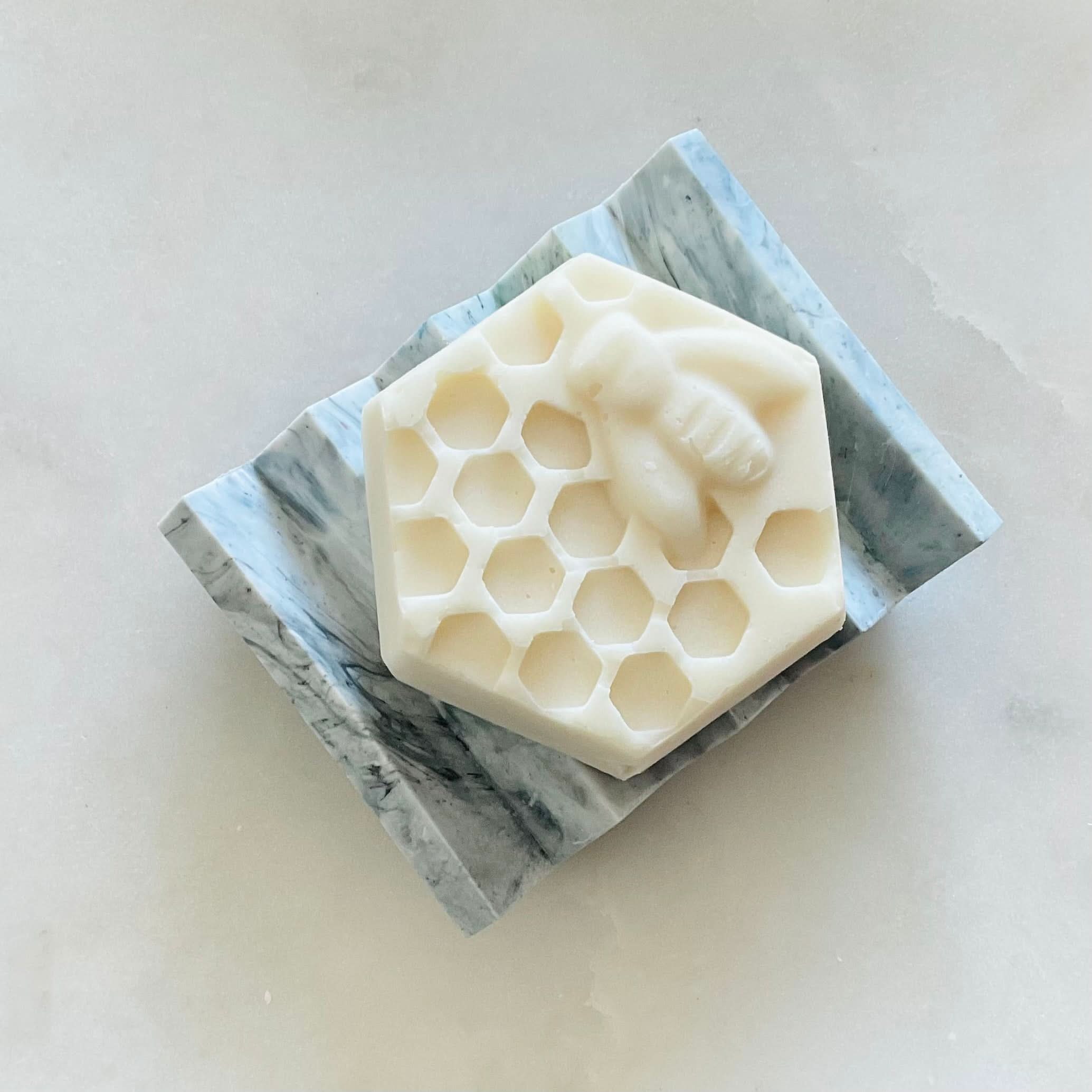 Zig zag soap dish by mull club (Lurpak) - Bean and Bee