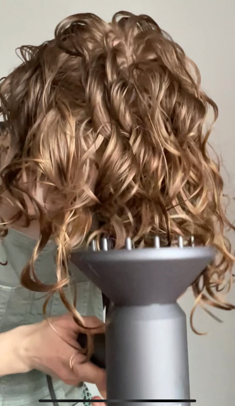 Hover Diffusing Demystifying Curly Hair Jargon: Your Ultimate Guide | Bean & Bee – Bean ...