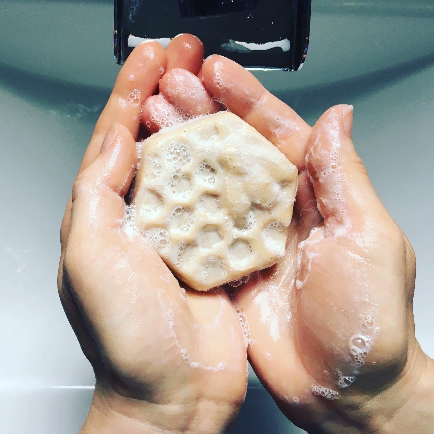 Extra Gentle Baobab Shampoo Bar for curly hair- Bean and Bee